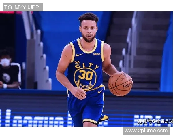 足球明星对决全景解析图揭示比赛精彩瞬间与战术布局